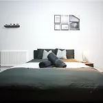The Stylish Escape In Moseley